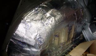 Шумоизоляция колесных арок автомобиля 